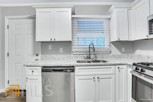 Valley Brook Estates - Residential Lease