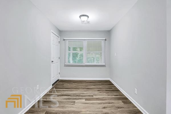 Valley Brook Estates - Residential Lease