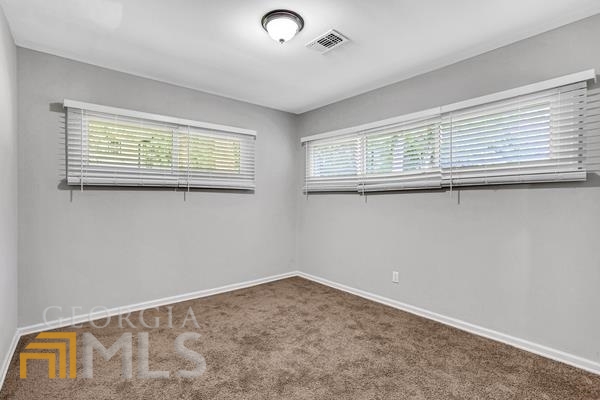 Valley Brook Estates - Residential Lease