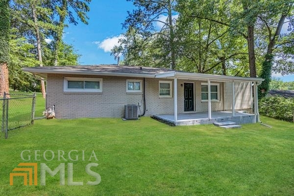 Valley Brook Estates - Residential Lease