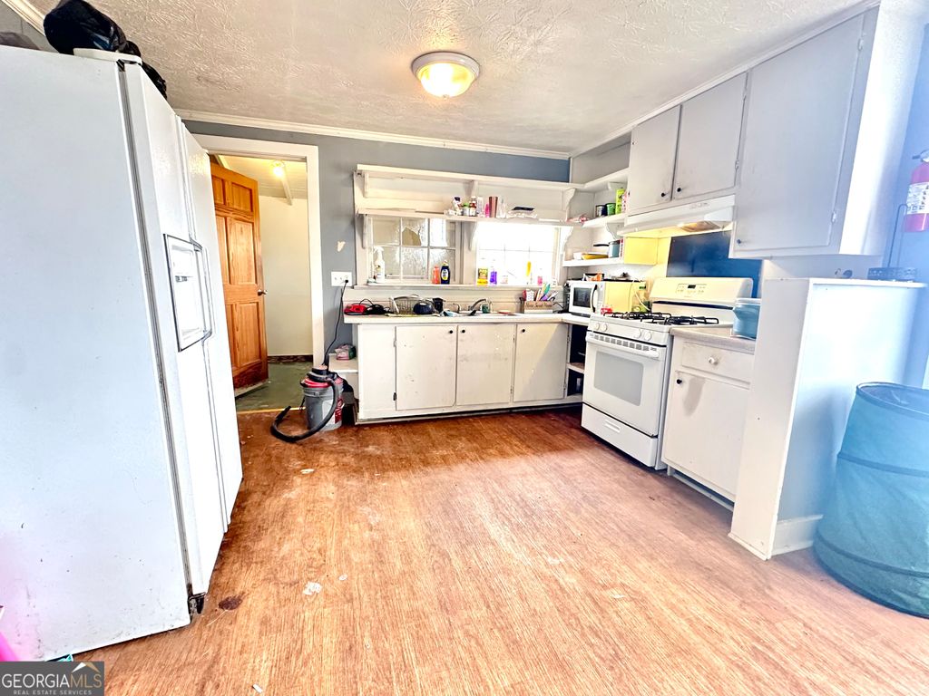 Photo of 143 Willis Circle, Lagrange, GA 30241 (MLS # 10705968)