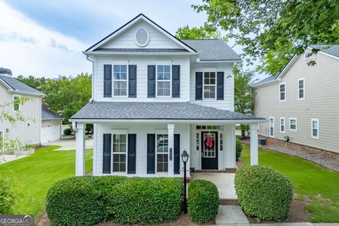 Photo of 3941 Lake Pass Lane, Suwanee, GA 30024 (MLS # 10803950)
