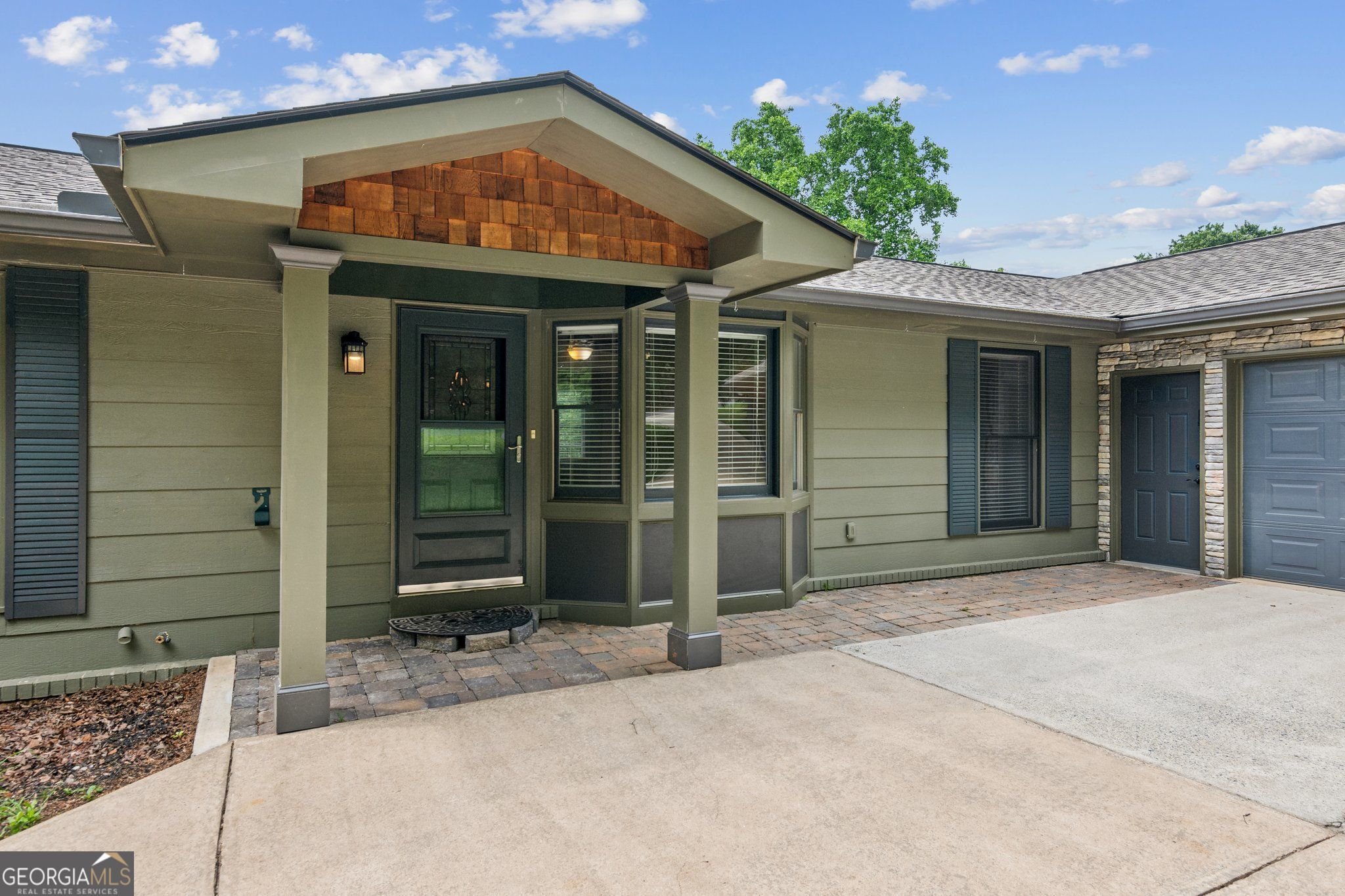 2055 Cactus LN