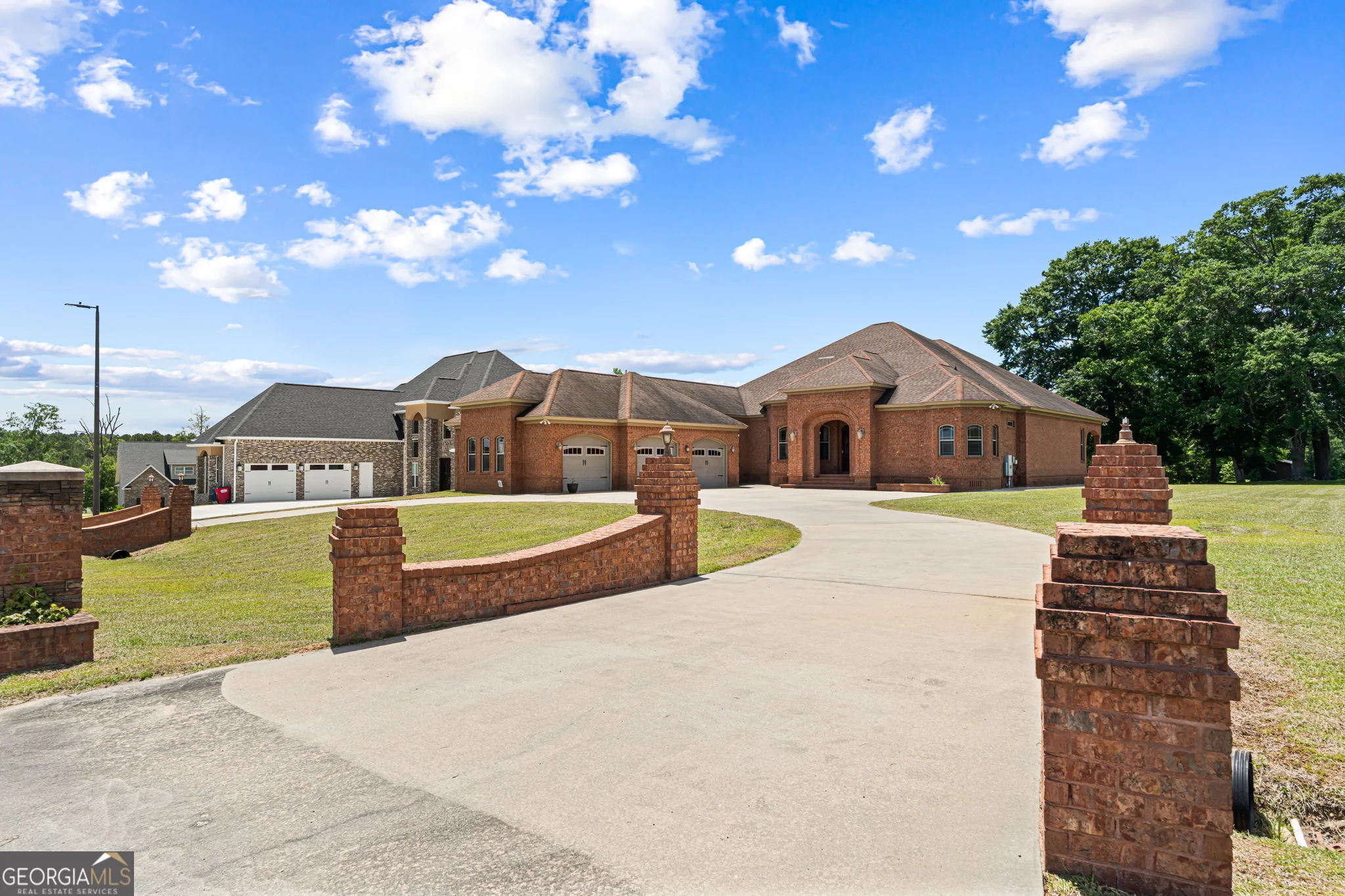 215 Little Hickory Drive
