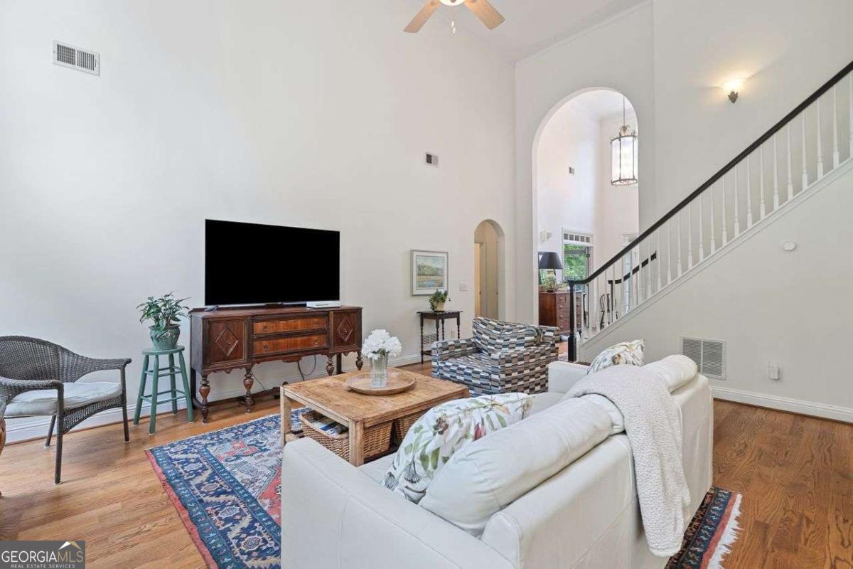Laurel Brooke - Residential