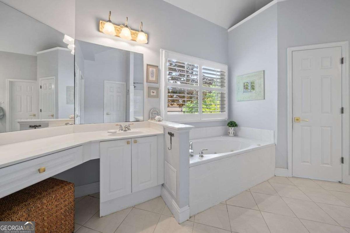 Laurel Brooke - Residential