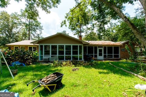 A home in Valdosta