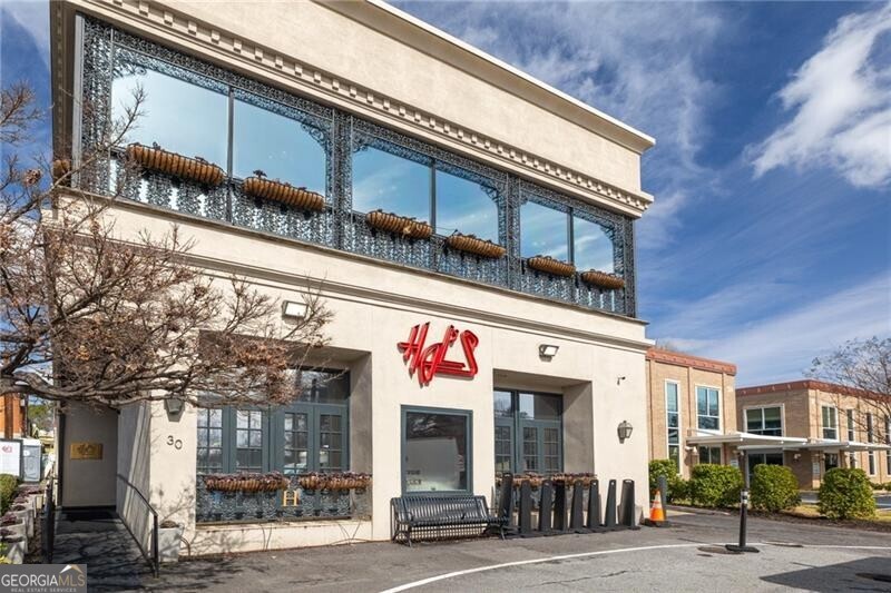 Atlanta, Georgia 30305, United States, 2 Bedrooms Bedrooms, ,2 BathroomsBathrooms,Residential,Active,4003