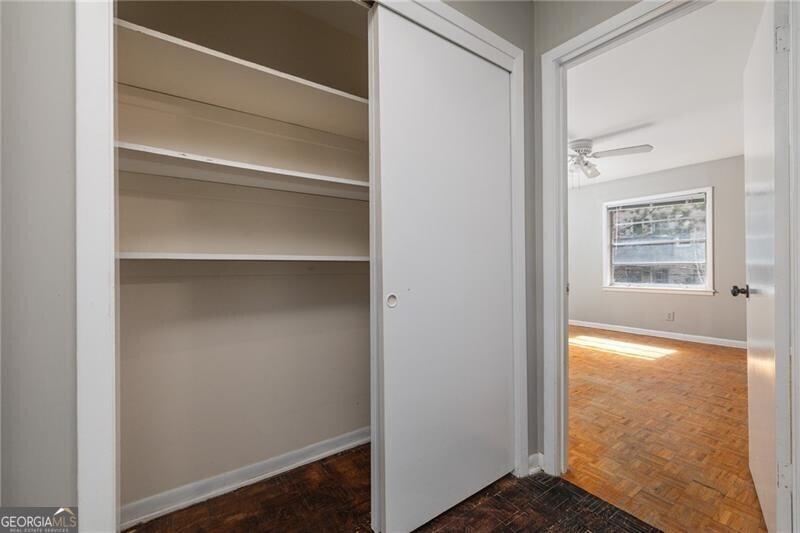 Atlanta, Georgia 30305, United States, 2 Bedrooms Bedrooms, ,2 BathroomsBathrooms,Residential,Active,4003