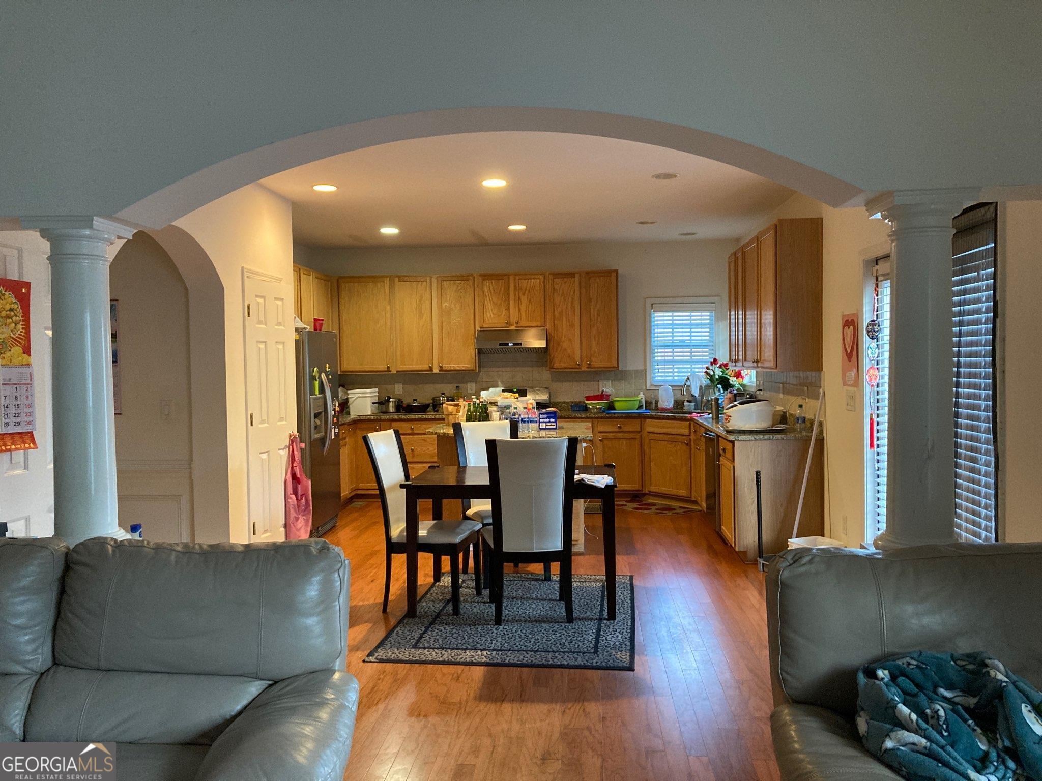 6214 Mimosa CIR