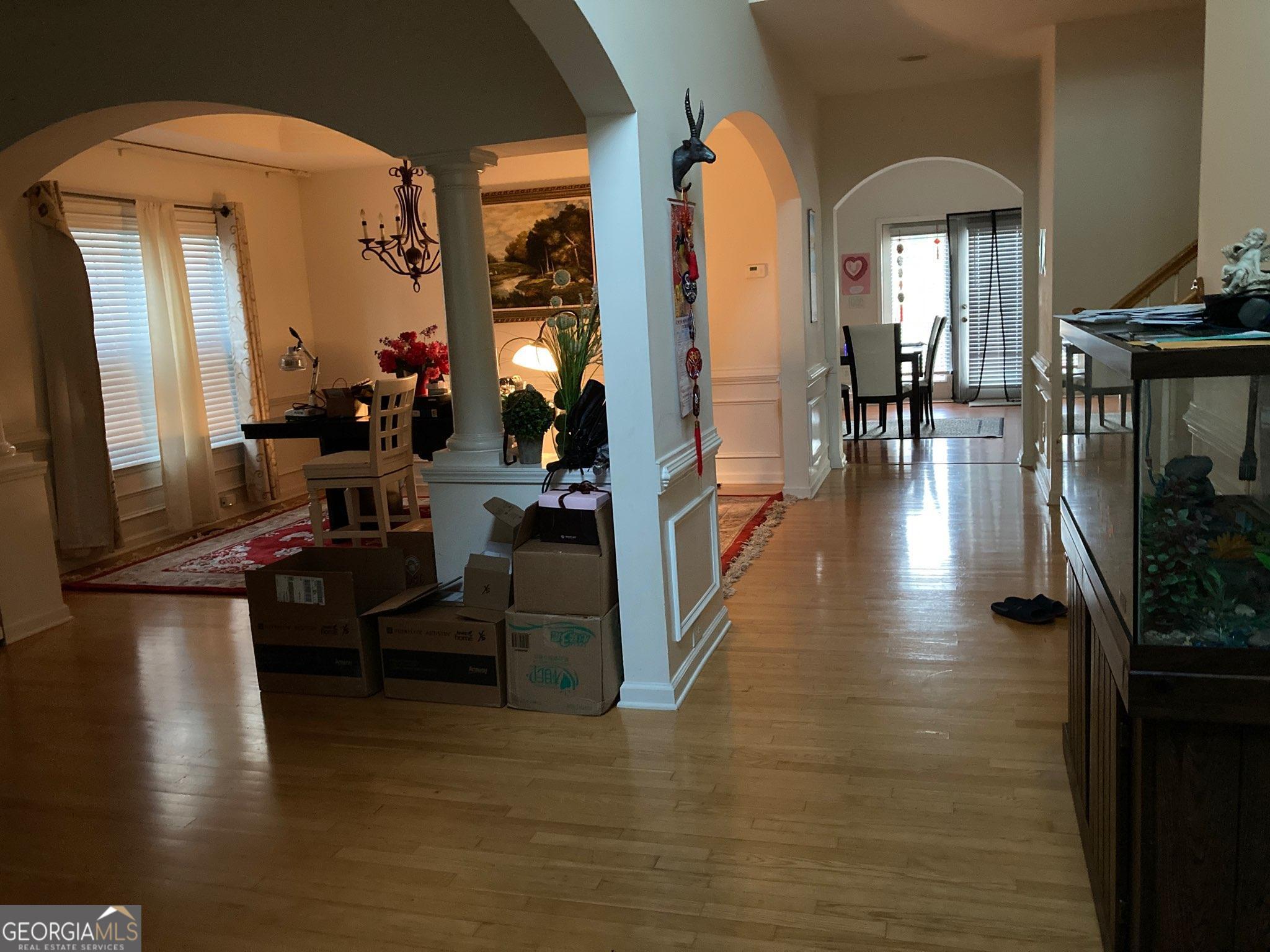 6214 Mimosa CIR