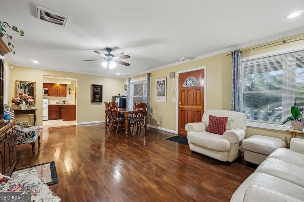 3605 Shallowford RD