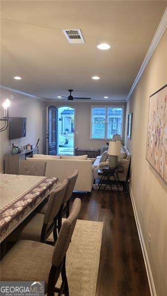 5228 Noble Village WAY