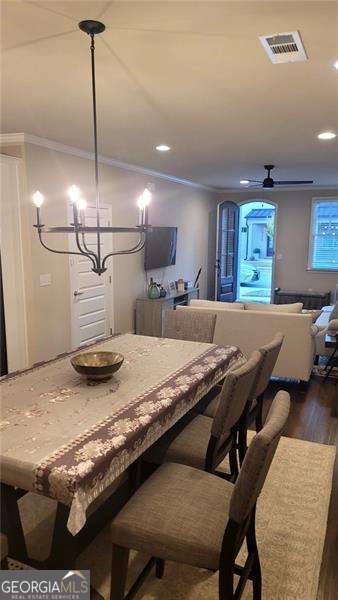 5228 Noble Village WAY