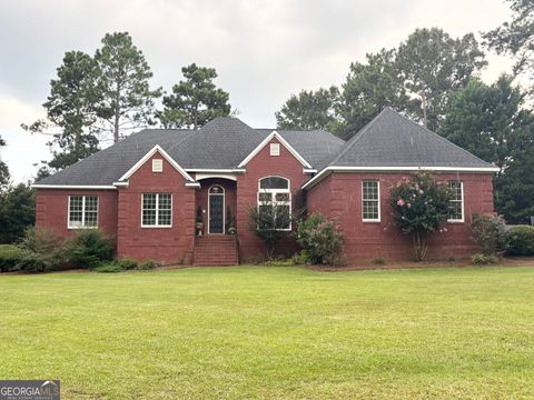 150 Wood Oak CIR Cochran GA 31014