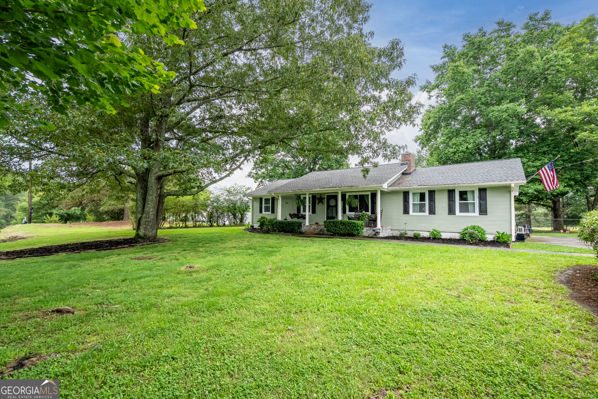 3678 Wax RD SE