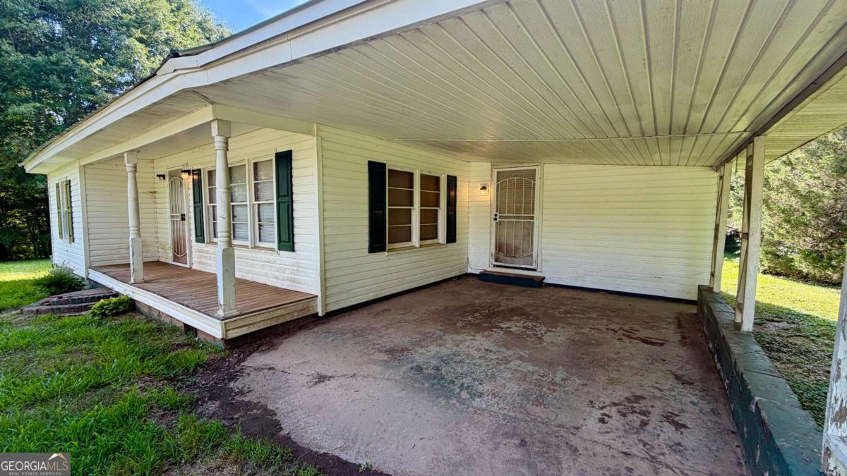 1477 S Highway 100
