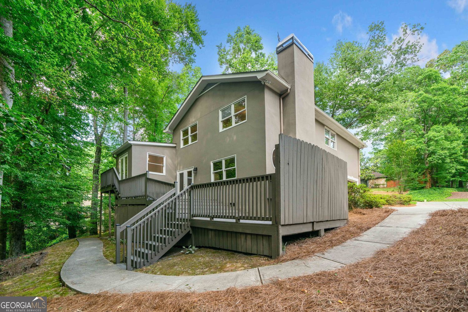 CHIMNEY SPRINGS - Residential