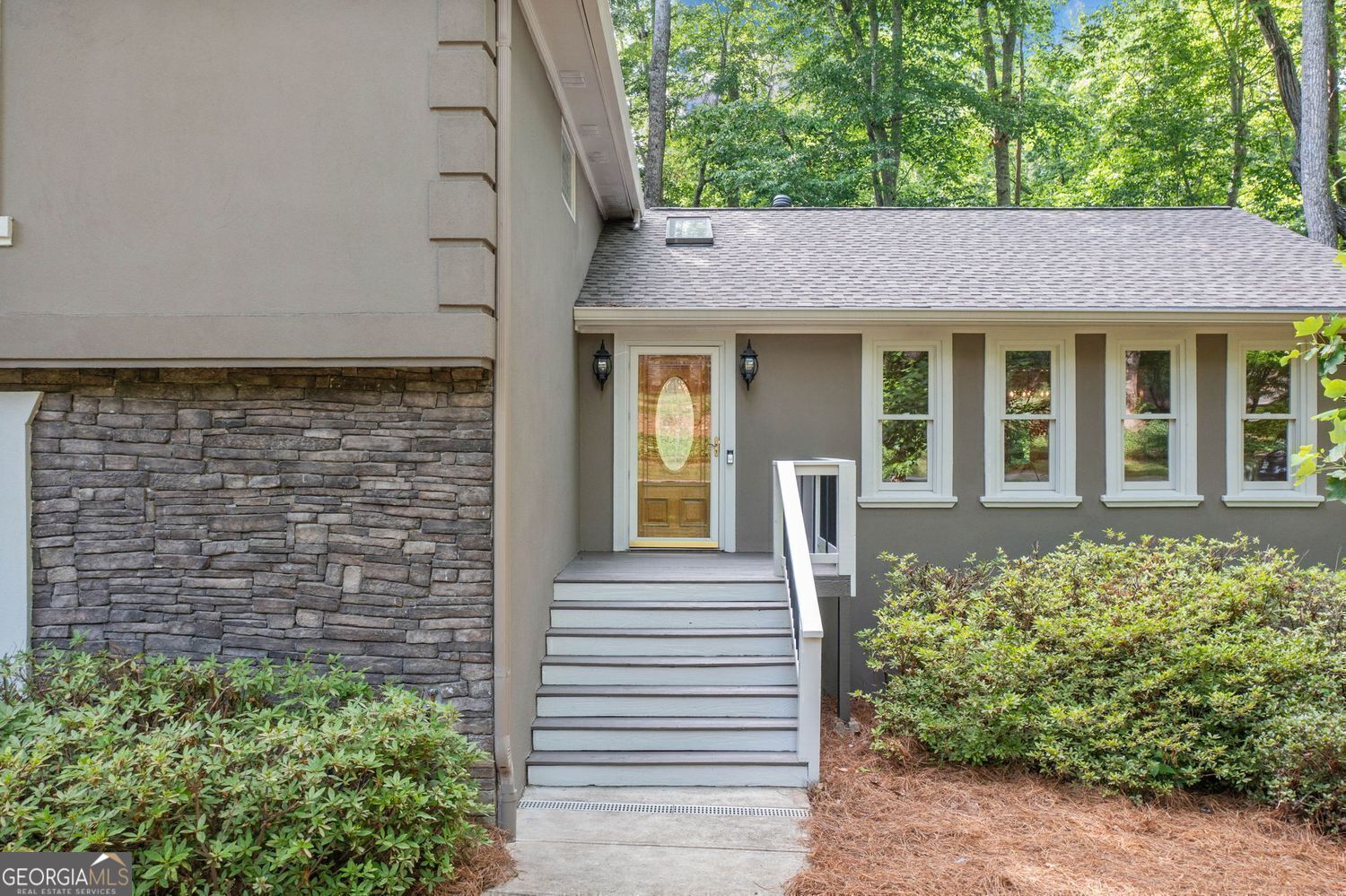 CHIMNEY SPRINGS - Residential