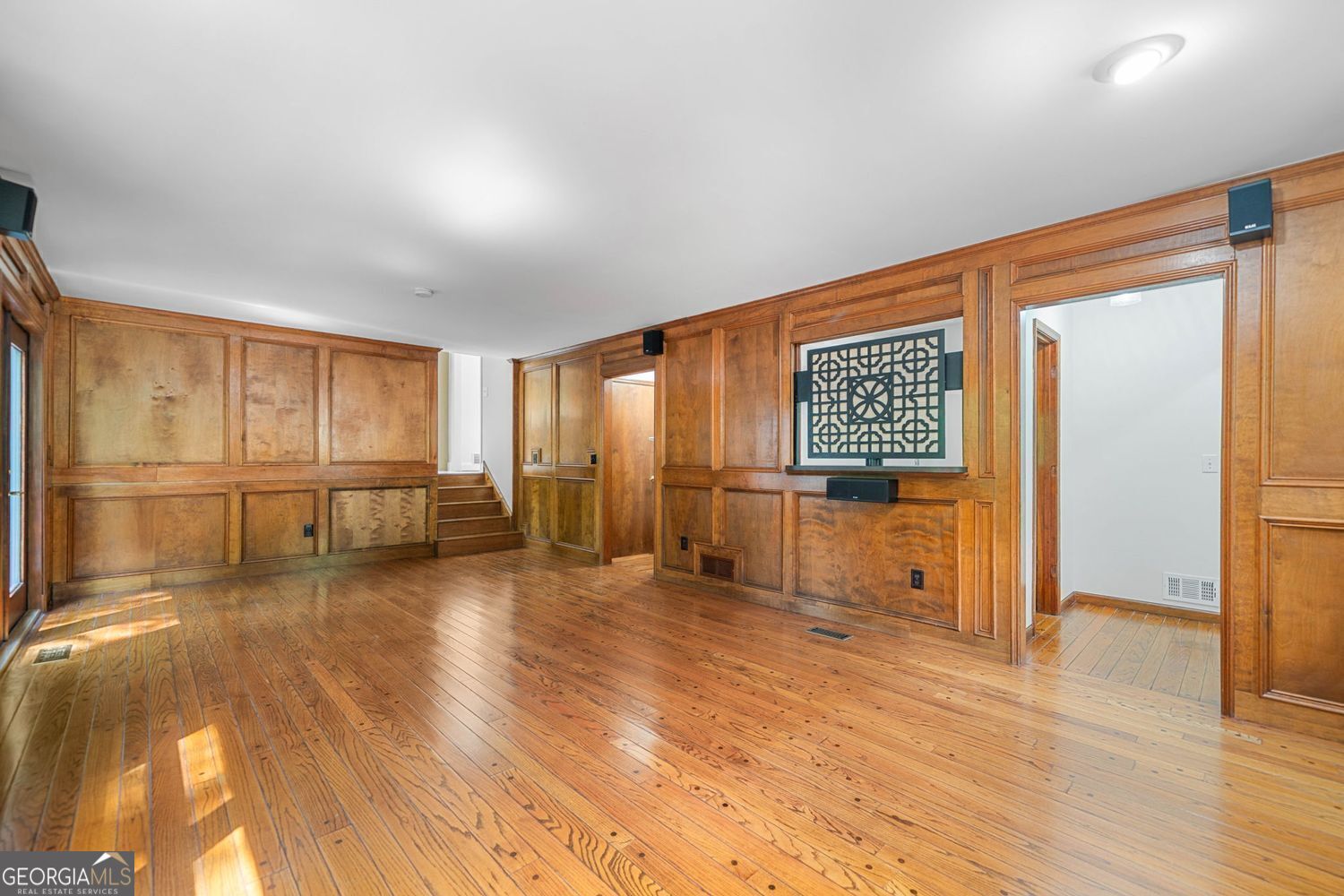 CHIMNEY SPRINGS - Residential