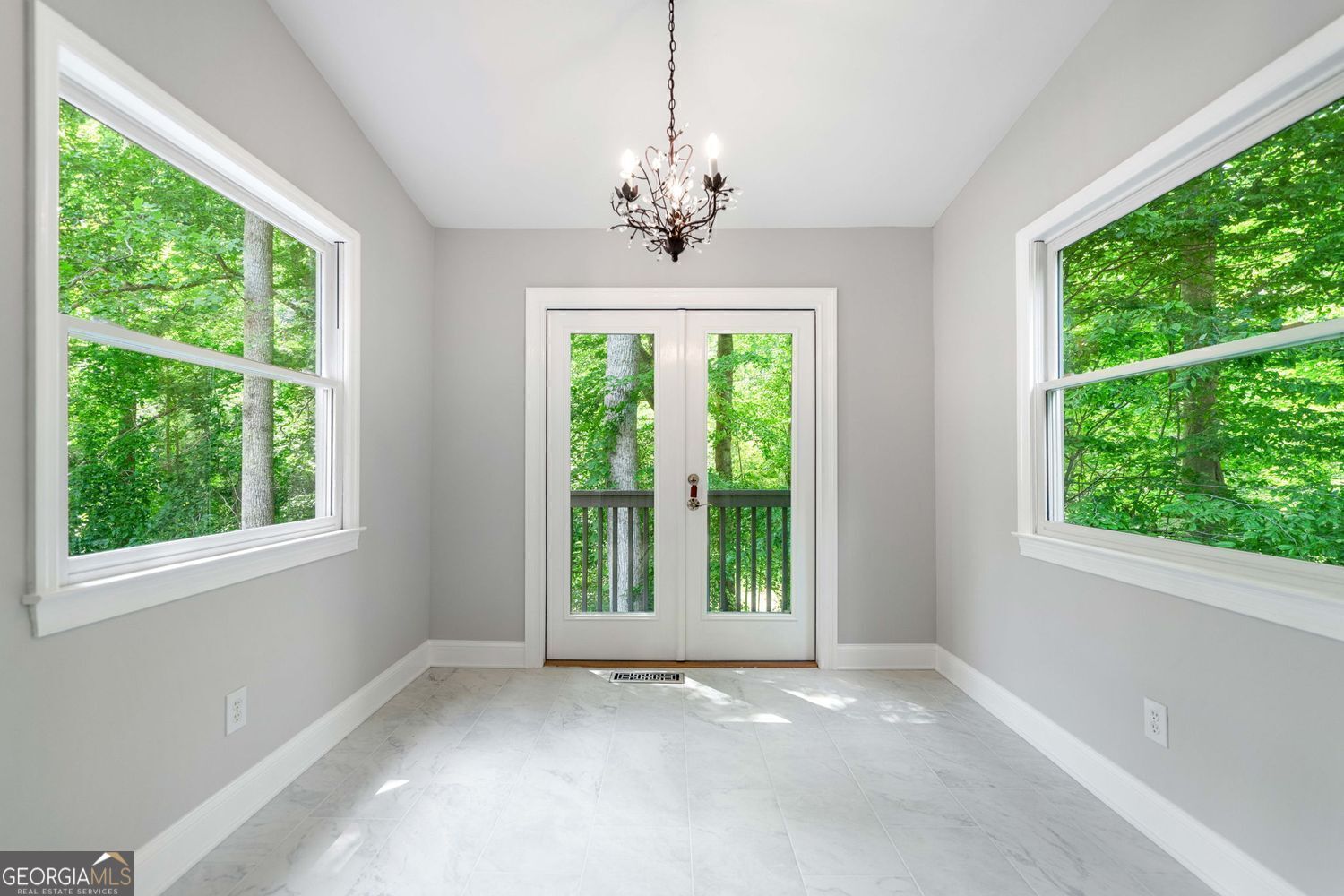 CHIMNEY SPRINGS - Residential