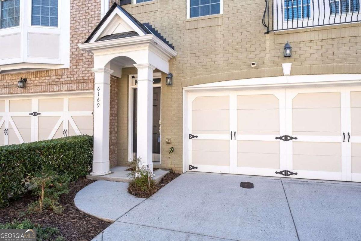 6169 Indian Wood CIR SE