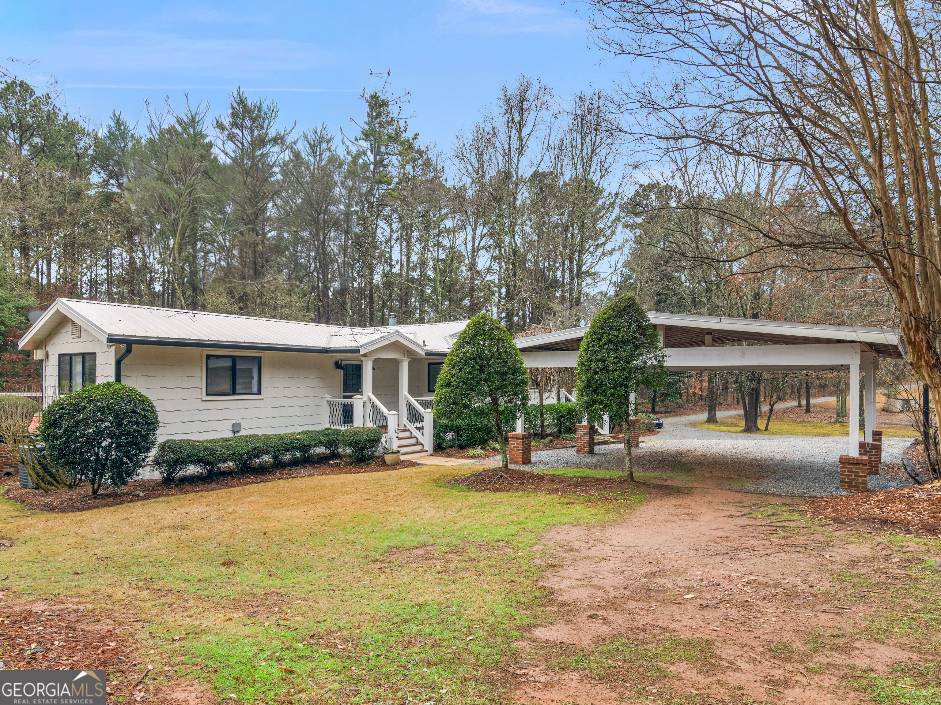 255 Kibbee RD