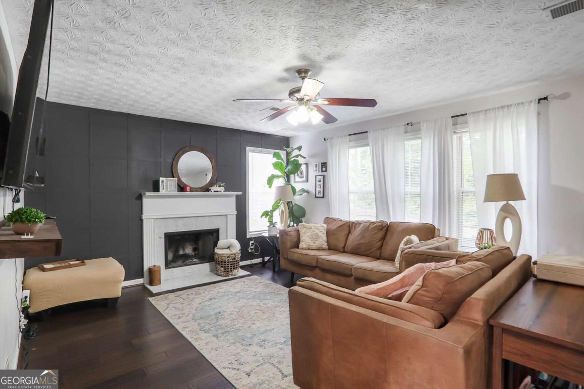 306 Overbend LNDG SW