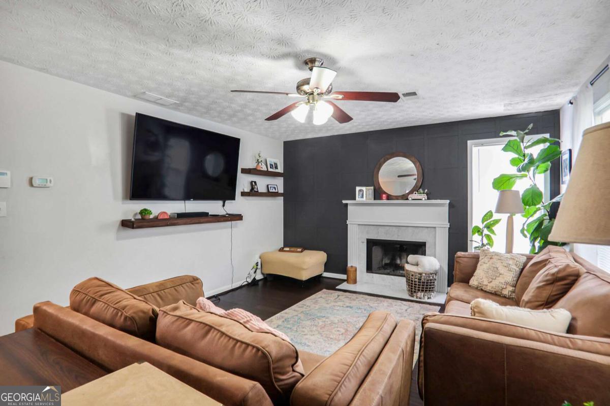 306 Overbend LNDG SW