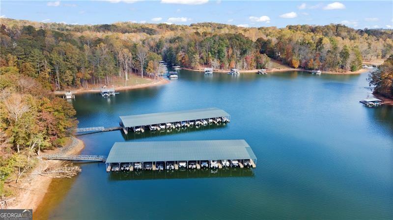 68 Lakeland DR