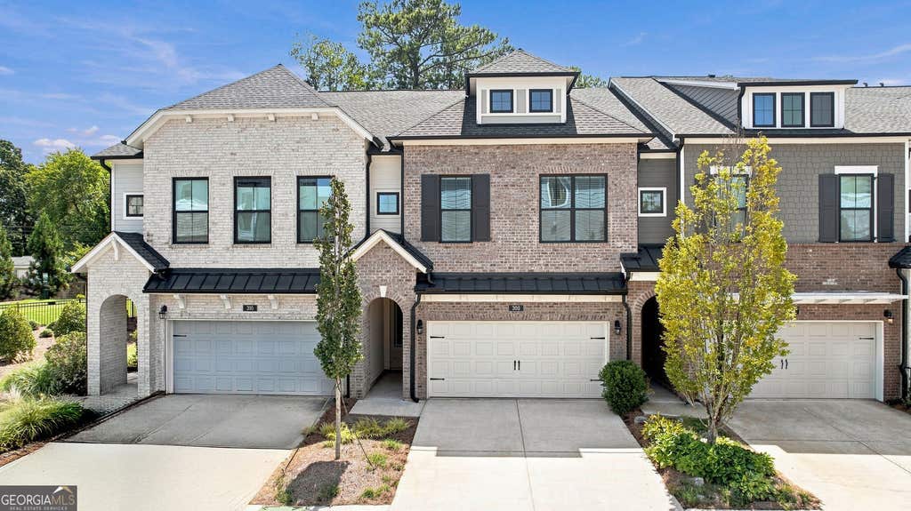 Photo of 300 Walker Avenue, Roswell, GA 30076 (MLS # 10829769)