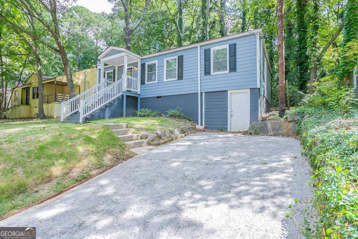 2836 Harlan DR