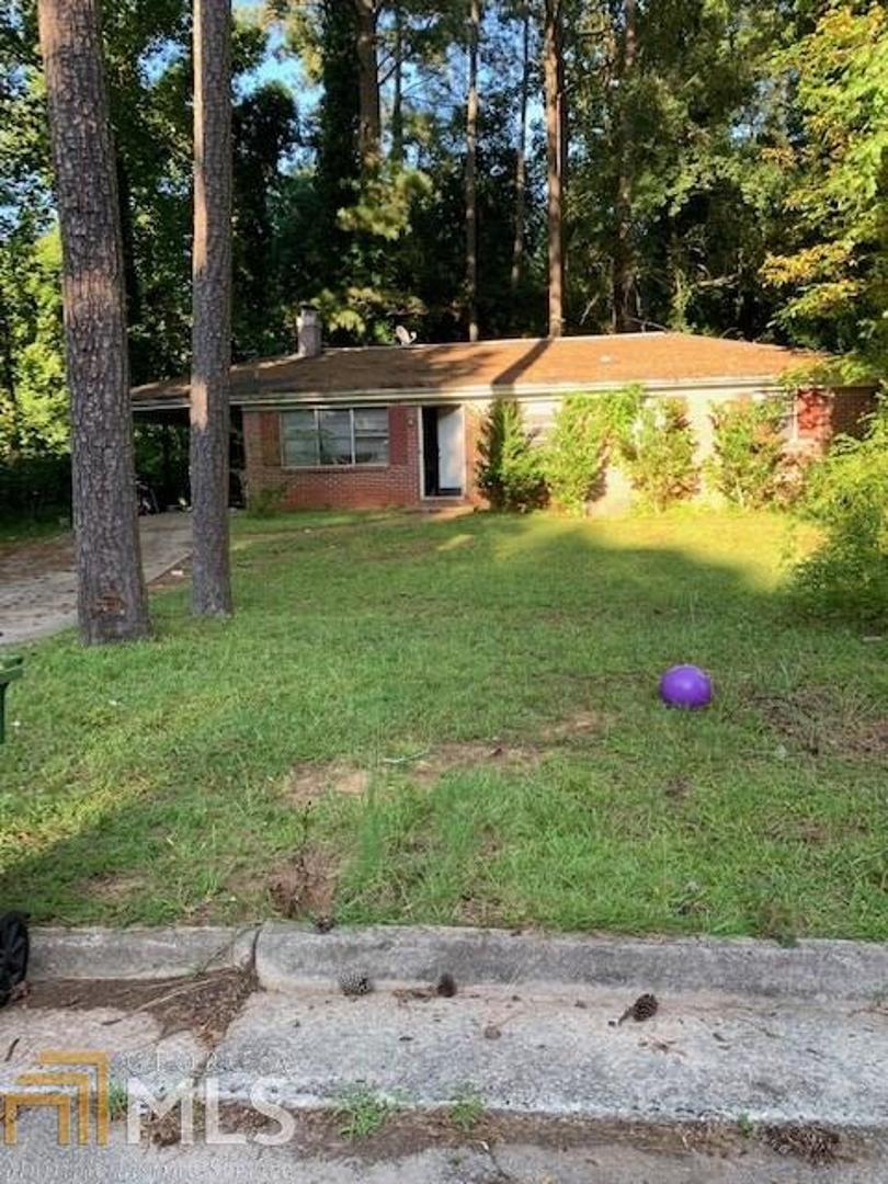 Perfect rental property or first time homebuyer - needs a refresh - property vacant No seller disclosures - sold "As Is"