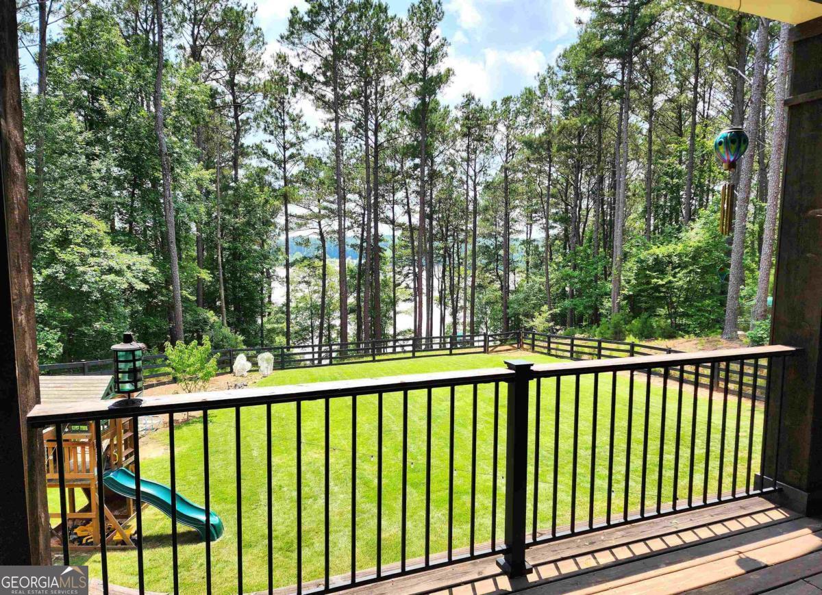 1090 Forest HTS