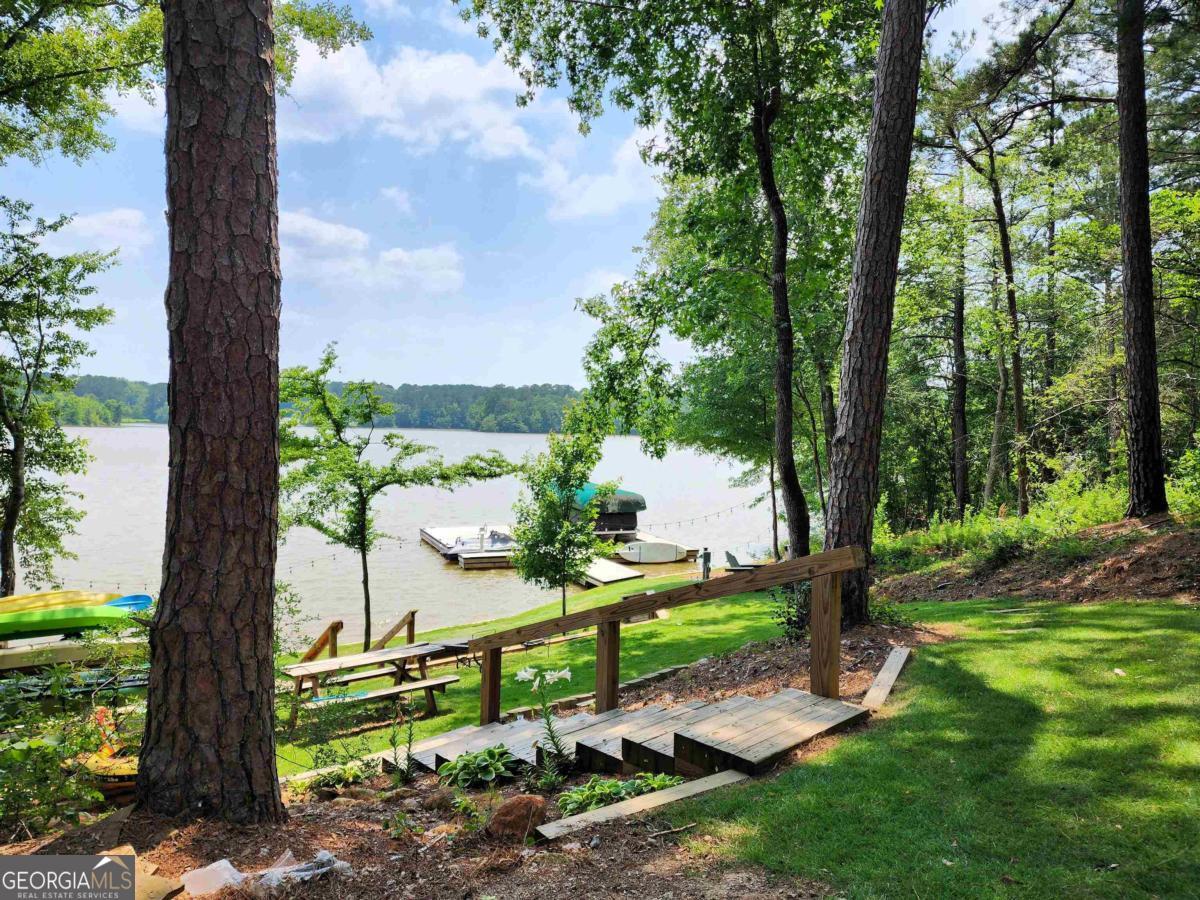1090 Forest HTS