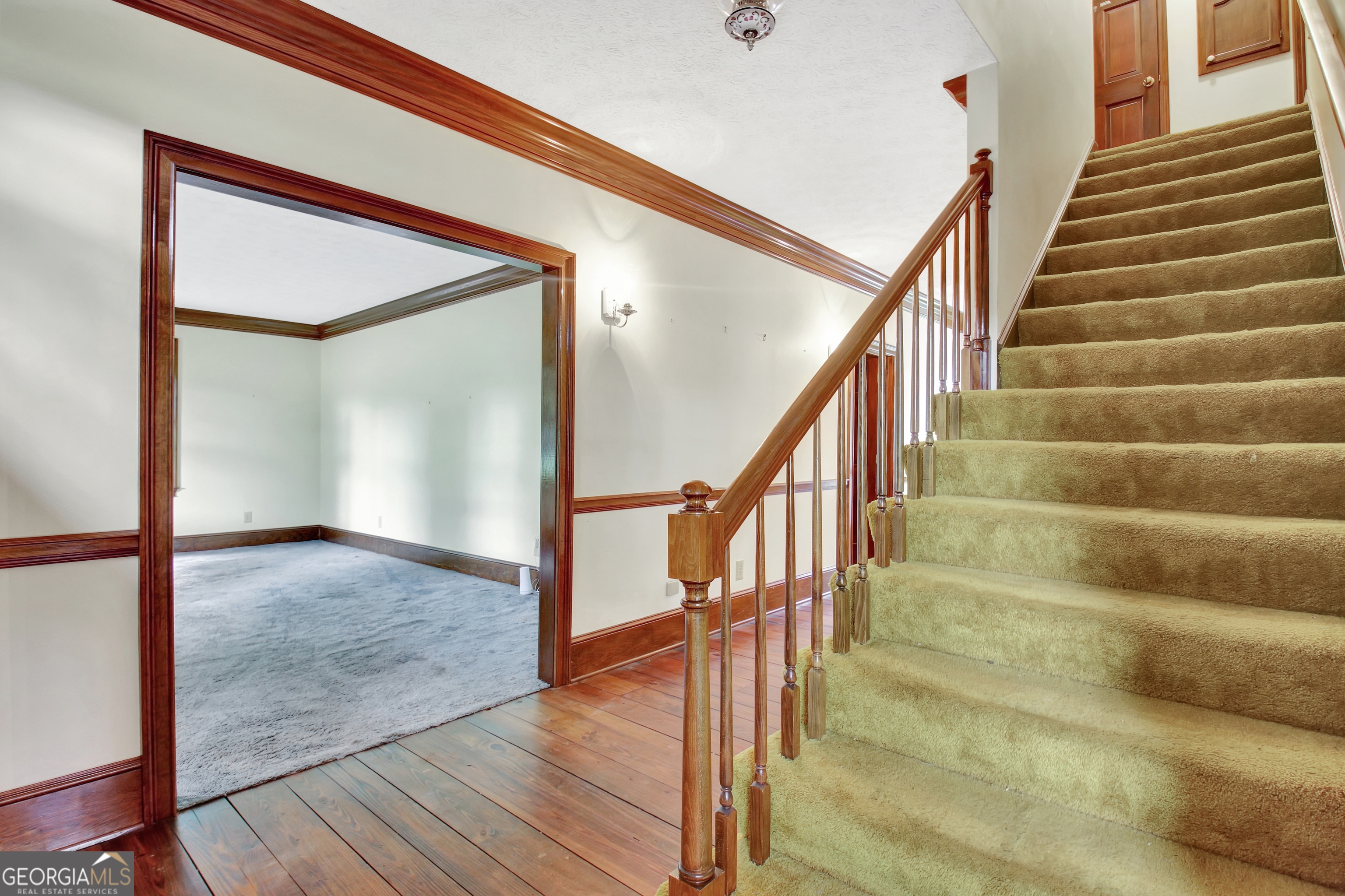 122 Hawn RD