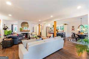 4006 N Stratford RD NE