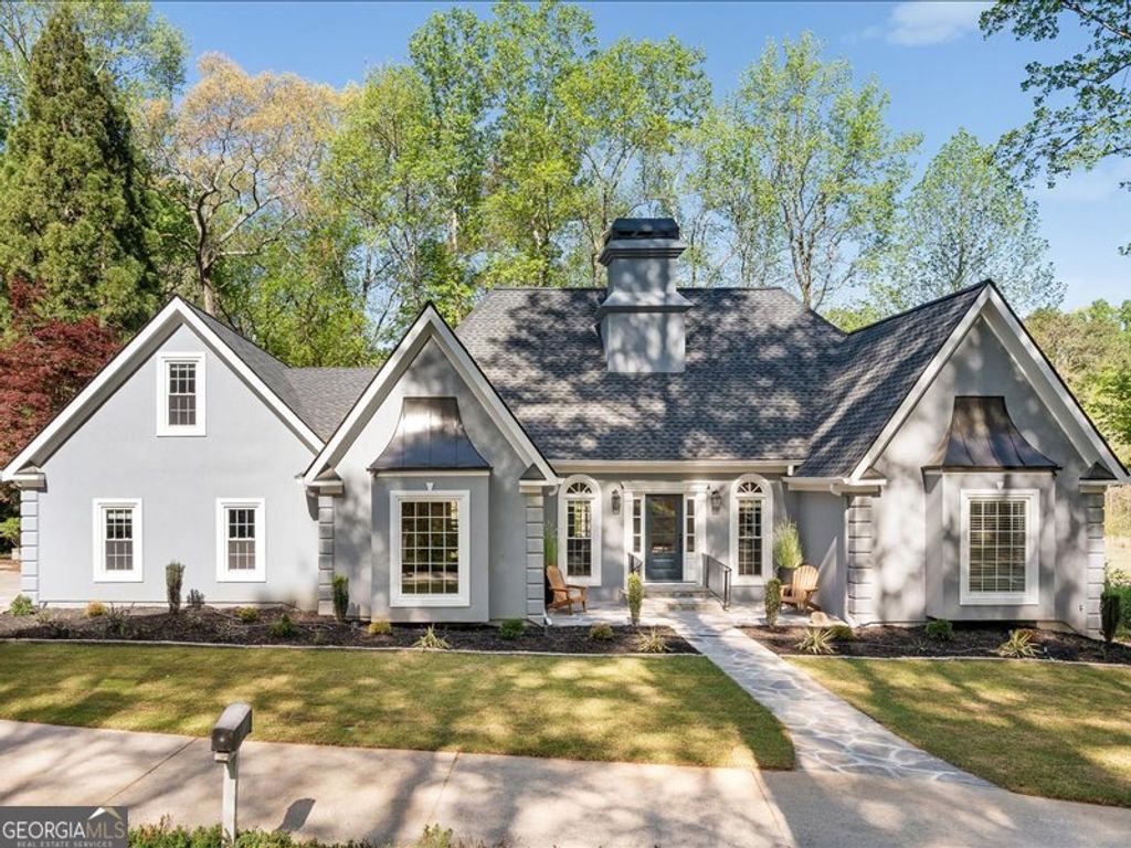 Photo of 10570 Buice Road, Johns Creek, GA 30022 (MLS # 10730441)