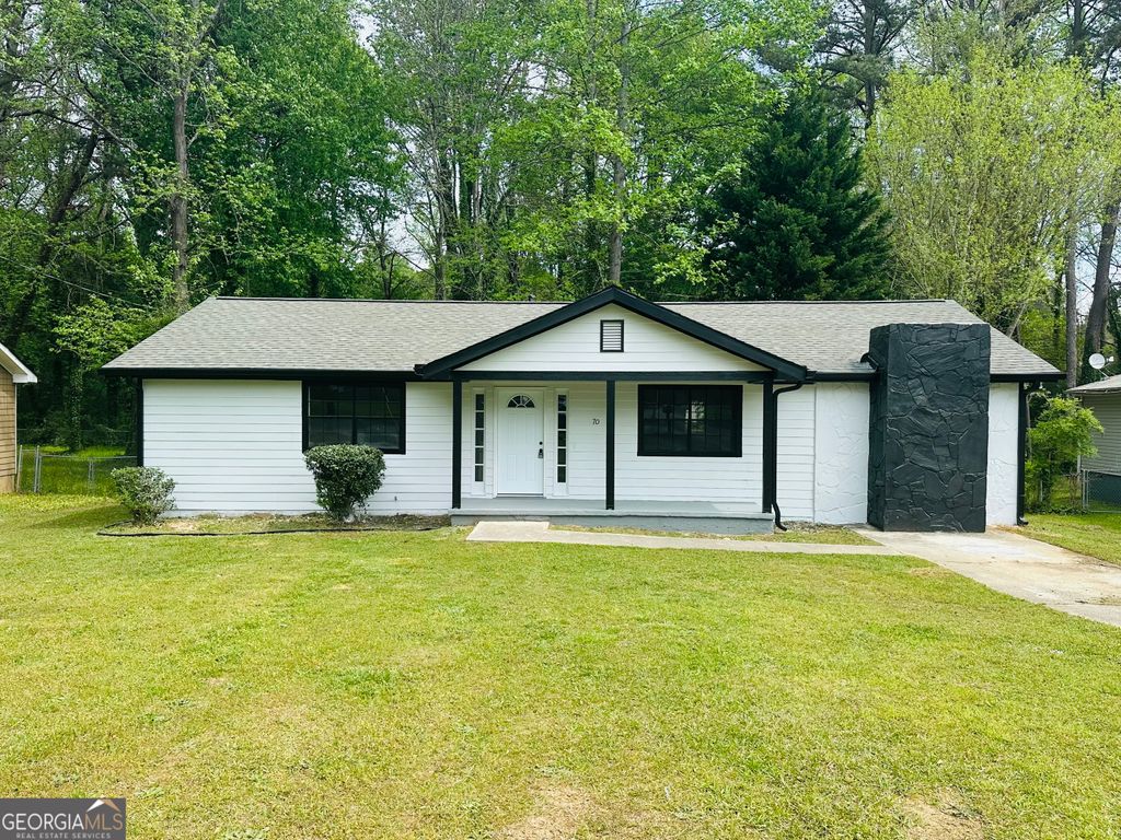 Photo of 70 Darwin Drive, Jonesboro, GA 30238 (MLS # 10725212)