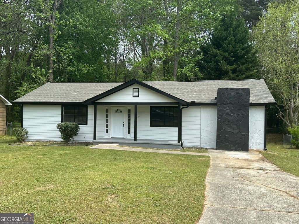 Photo of 70 Darwin Drive, Jonesboro, GA 30238 (MLS # 10725212)