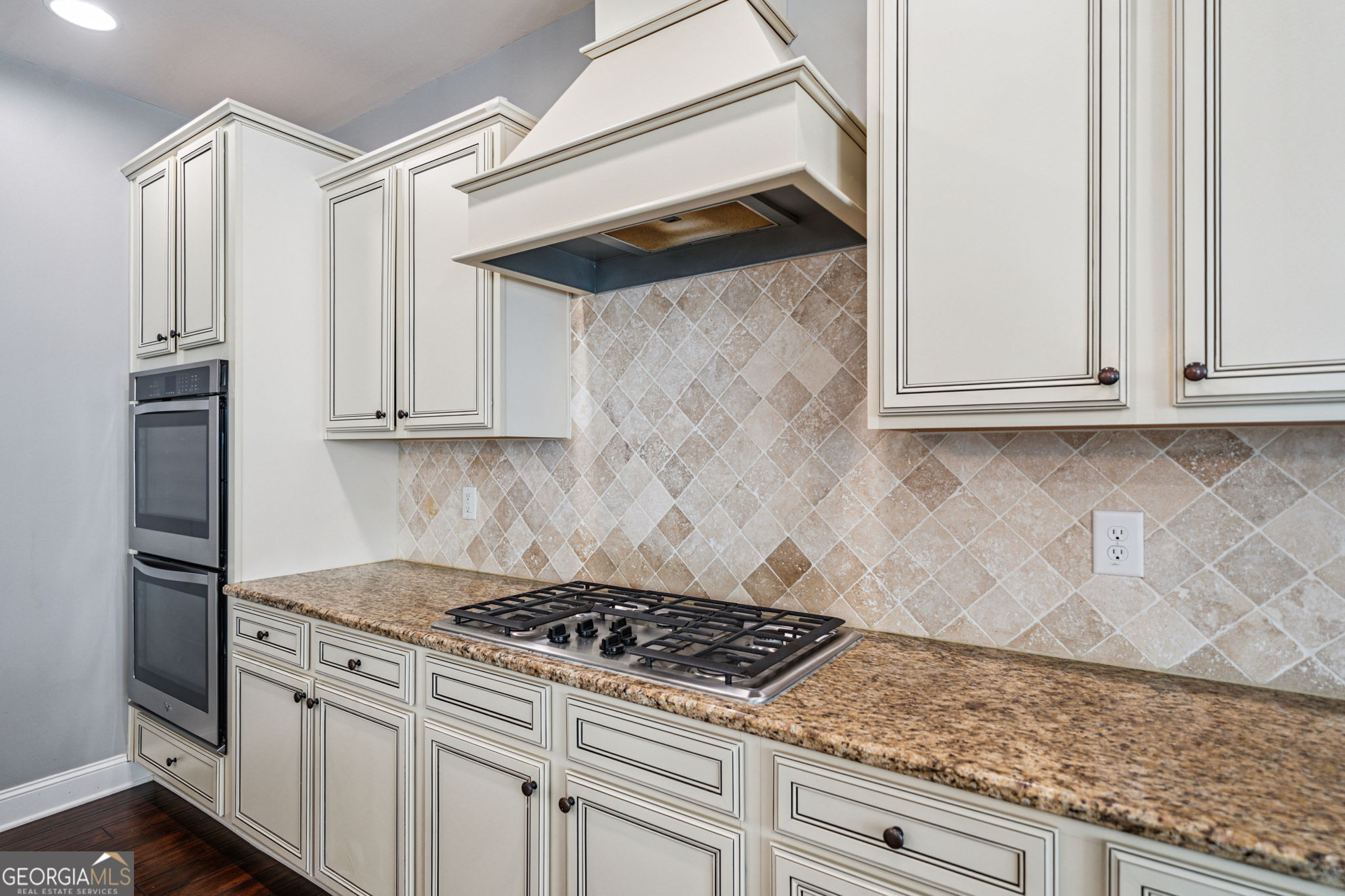 Alpharetta, Georgia 30005, United States, 5 Bedrooms Bedrooms, ,4 BathroomsBathrooms,Residential,Active,175266