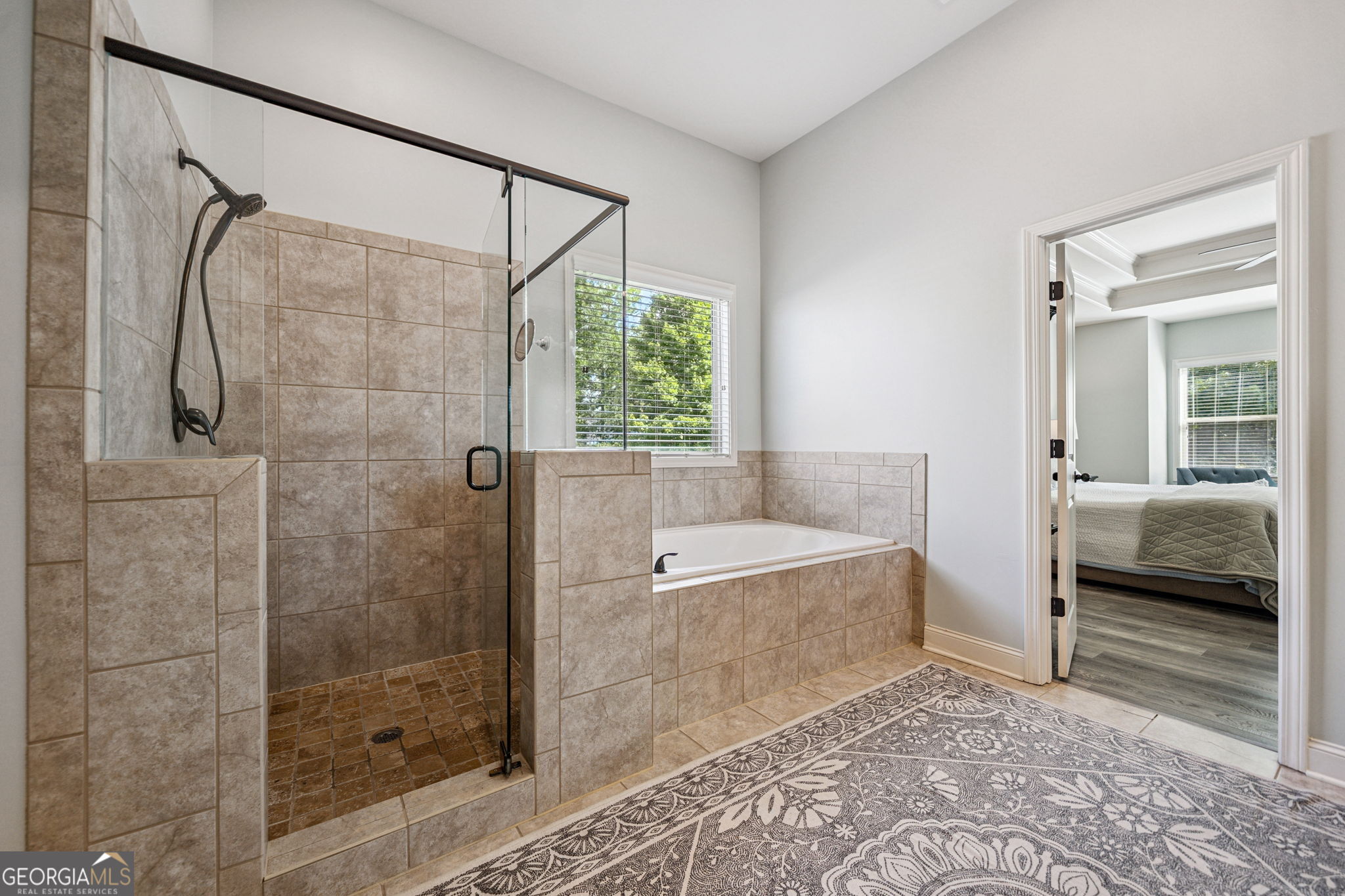 Alpharetta, Georgia 30005, United States, 5 Bedrooms Bedrooms, ,4 BathroomsBathrooms,Residential,Active,175266