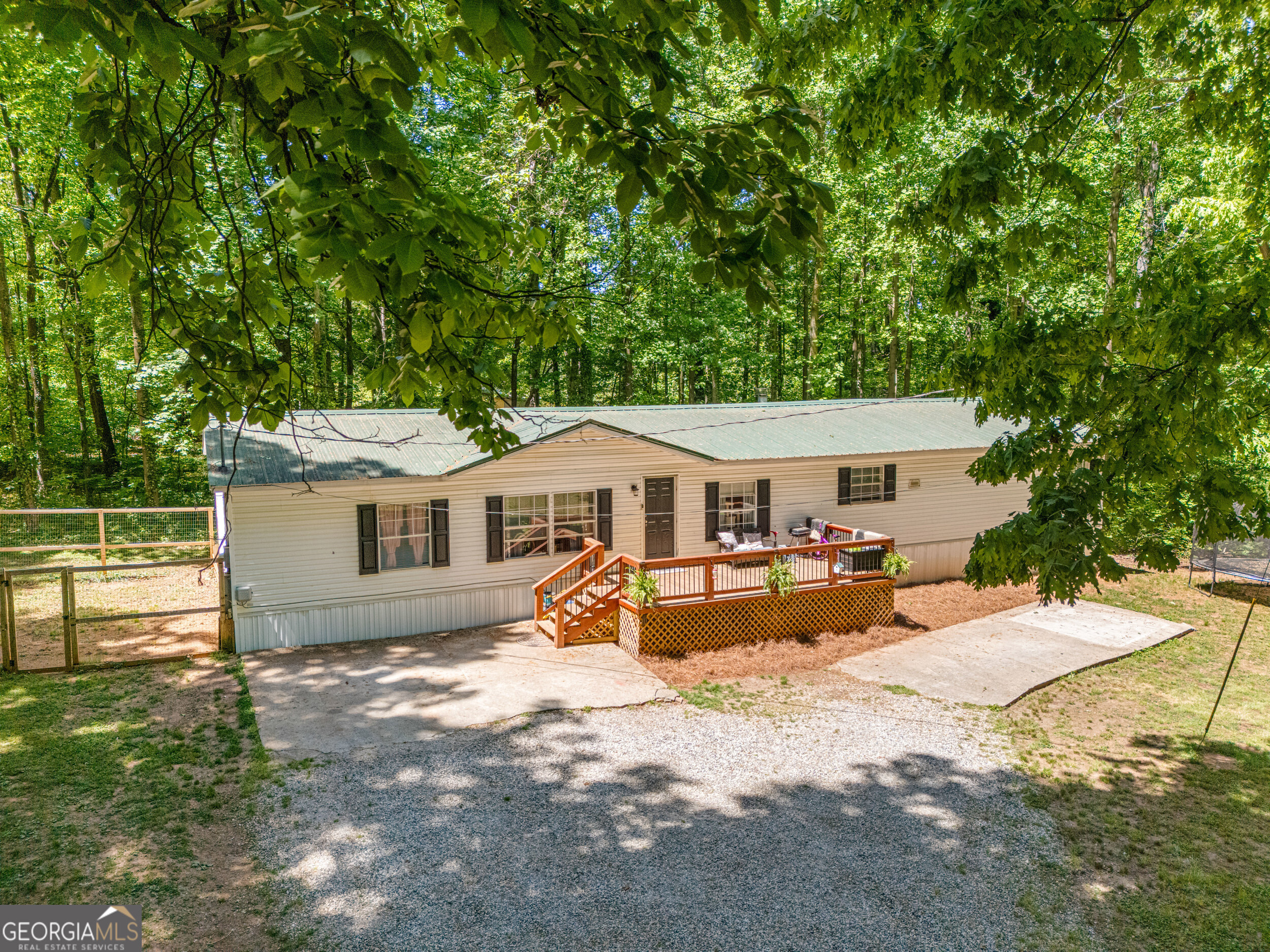 553 Pleasant Acres DR