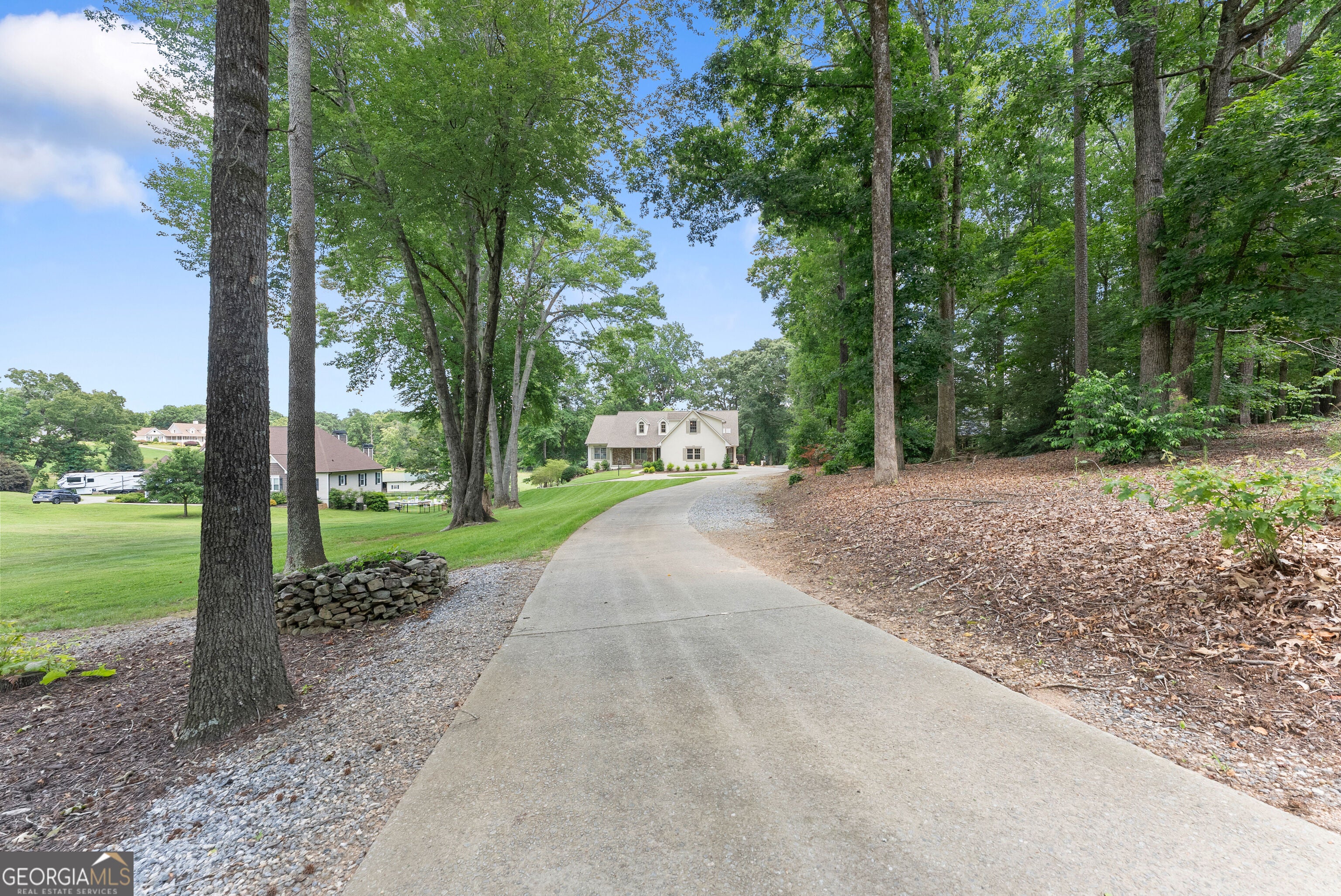 5825 Sweetbottom LN