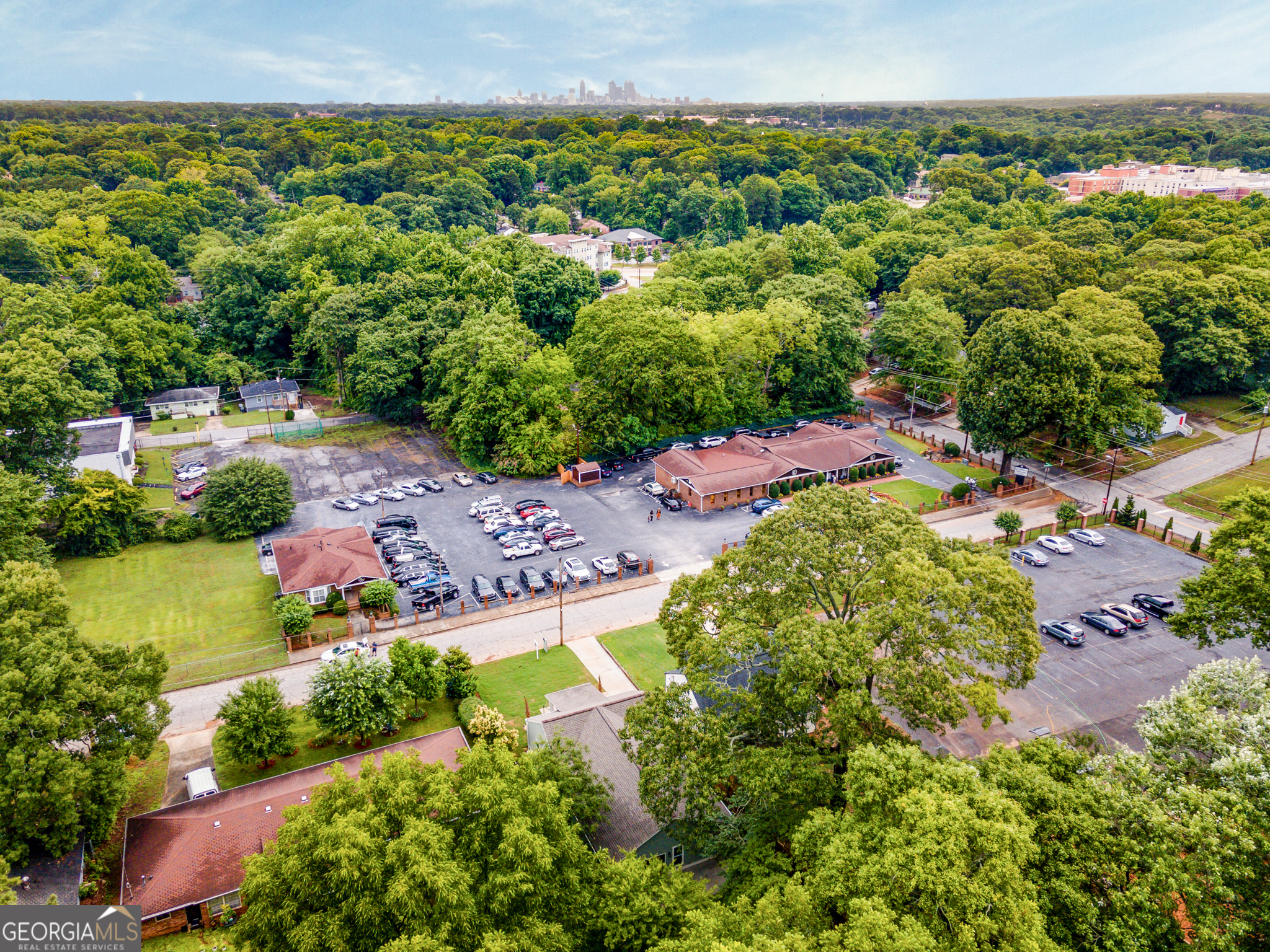 E Washington Ave - Residential