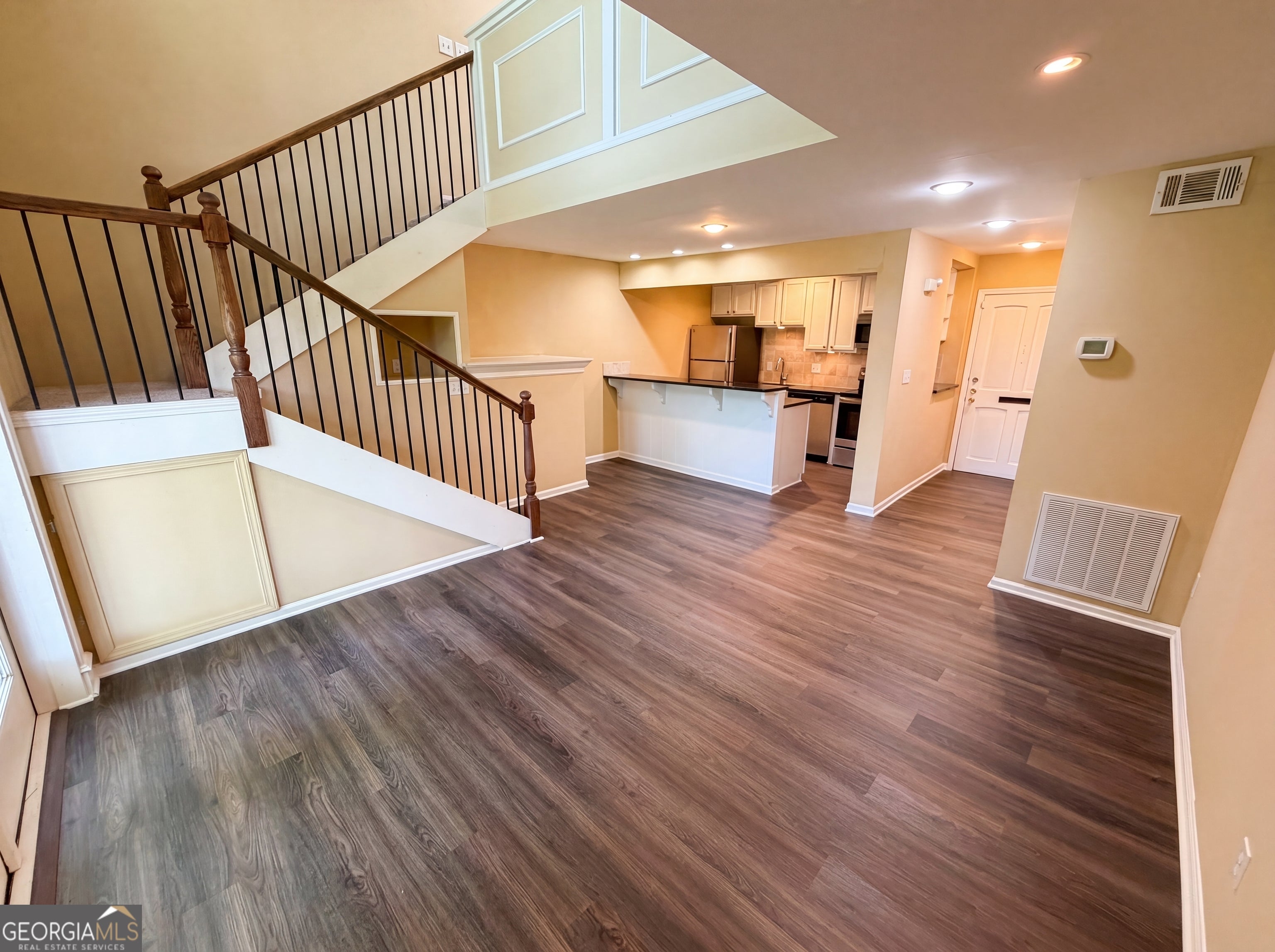27 Chaumont SQ NW
