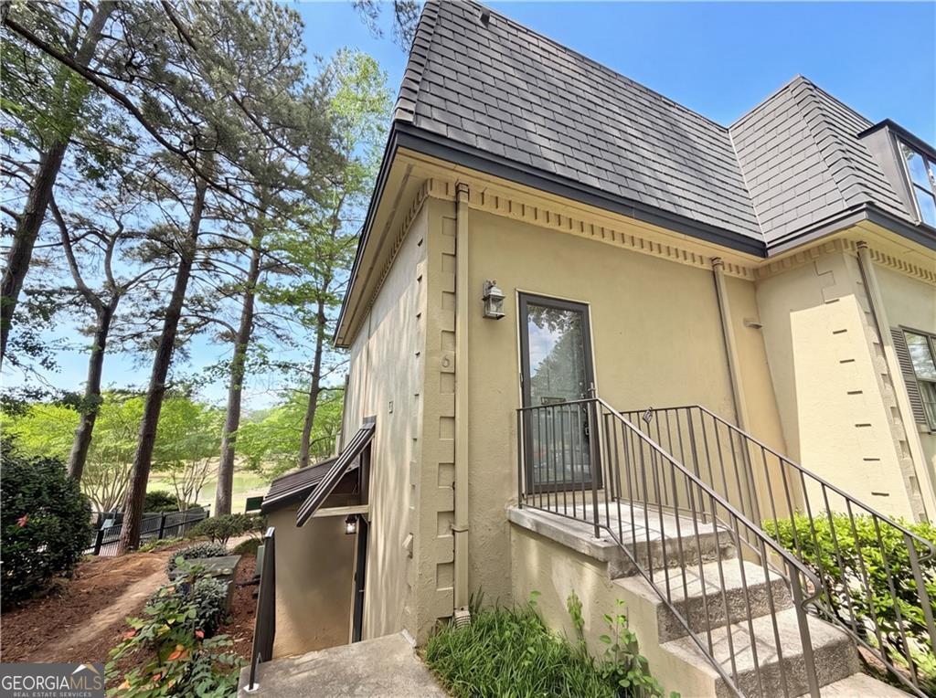 27 Chaumont SQ NW