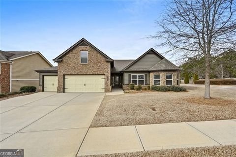 5763 Shore Isle CT Flowery Branch GA 30542