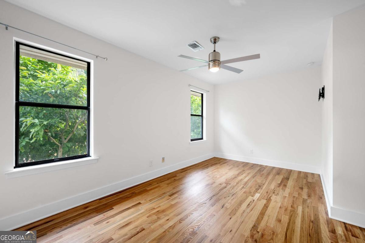 VARIATIONS - Residential