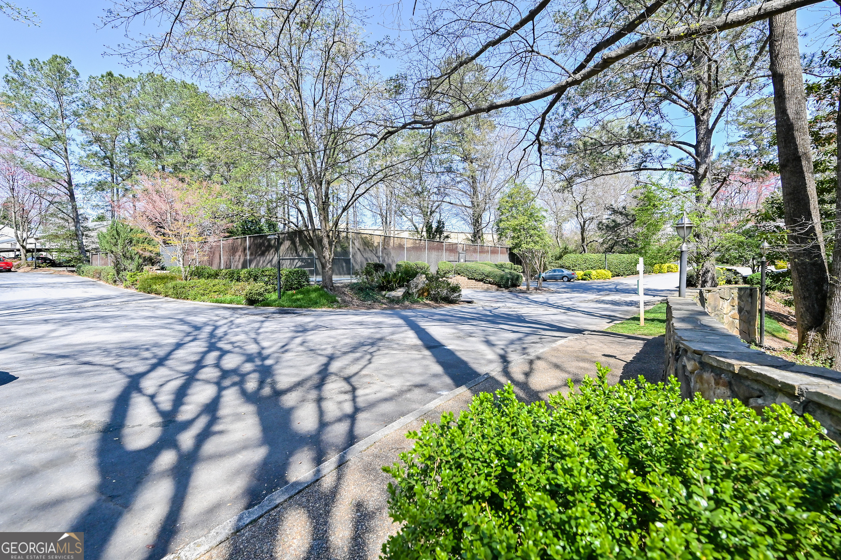 VARIATIONS - Residential